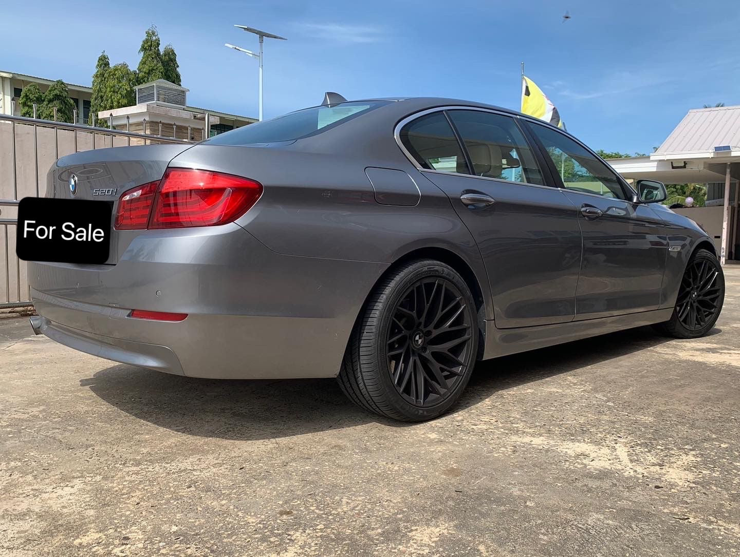 BMW 520i Turbo (2013)